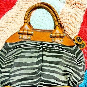 Amazing VTG Antonio Melani Purse 🌟FREE Shipping